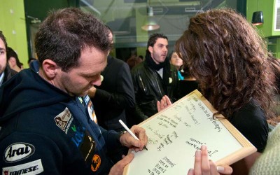 Ο Βασίλης Ορφανός παρέα με τους City Walkers