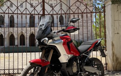 MV AGUSTA ENDURO VELOCE    Η Ιταλίδα δούκισσα των δύο τροχών