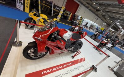 H VOM στην έκθεση μοτοσικλέτας στο METROPOLITAN EXPO